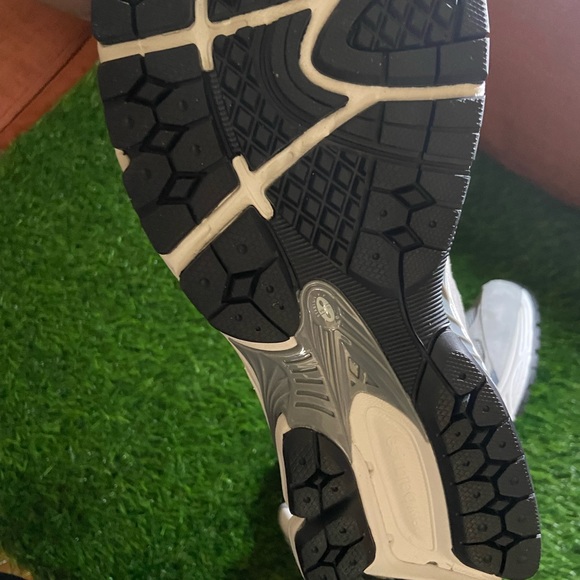 New Balance 200r Grey - Picture 3 of 10